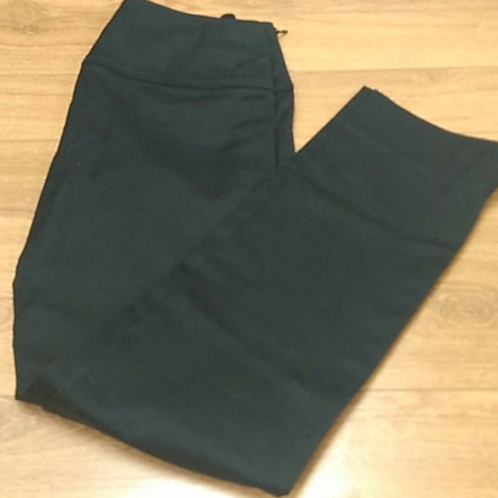 Yves Saint Laurent pants Size 4